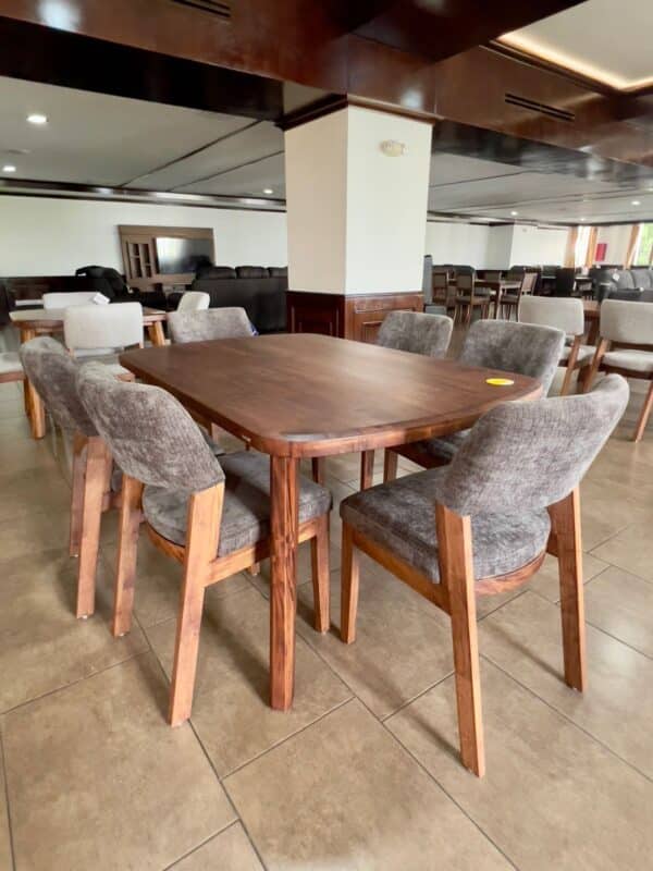Comedor  Curacao  6 Sillas  "Pura Madera"