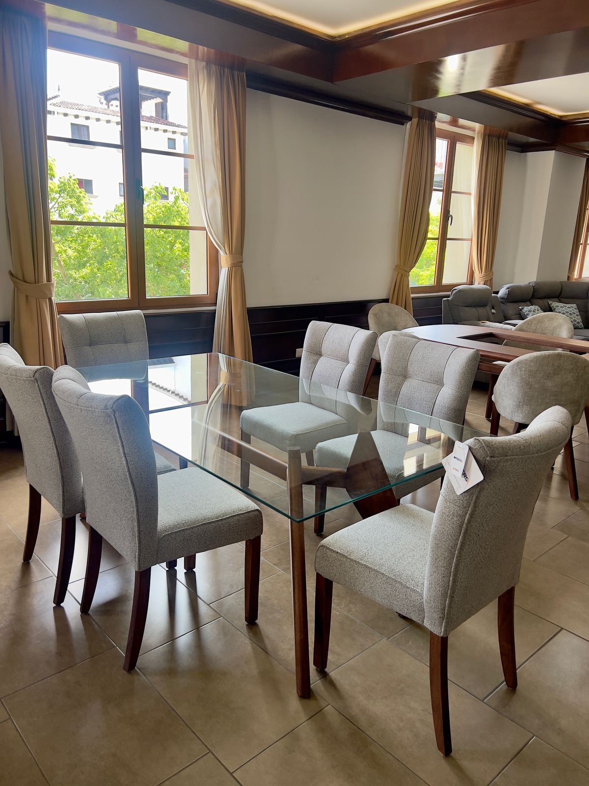 Comedor Rumania Top Vidrio 6 Sillas  "Pura Madera"